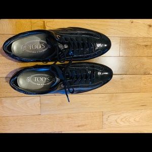 Black Tods Sneakers